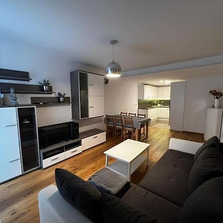 Porec, Tolle 3 Zi-Whg, Sehr Zentral, Top Zustand! Mit Internet Und W-Lan! Dış mekan fotoğraf
